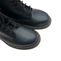 Dr. Martens Maiharit, Translation missing: fi.general.emmy_product_strings.emmystring_product_size 40. © Emmy Clothing Company Oy