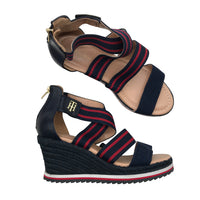 Tommy Hilfiger Kiilakorkosandaalit, Translation missing: fi.general.emmy_product_strings.emmystring_product_size 38. © Emmy Clothing Company Oy