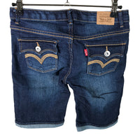 Levi's Shortsit, Translation missing: fi.general.emmy_product_strings.emmystring_product_size 134 - 140. © Emmy Clothing Company Oy