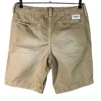Abercrombie&Fitch Shortsit, Translation missing: fi.general.emmy_product_strings.emmystring_product_size W33. © Emmy Clothing Company Oy
