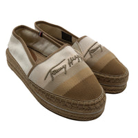 Tommy Hilfiger Loaferit, Translation missing: fi.general.emmy_product_strings.emmystring_product_size 36. © Emmy Clothing Company Oy